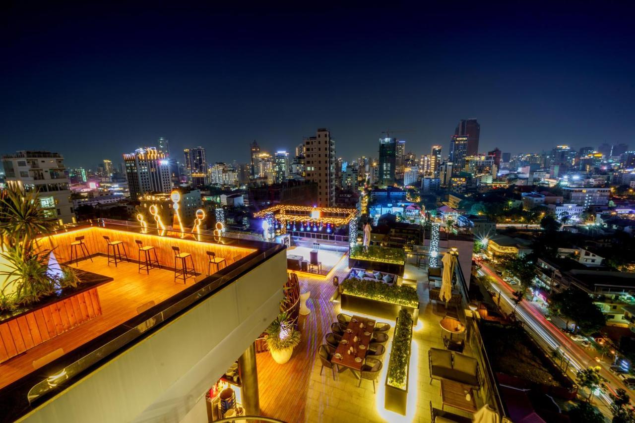 Ocean Hotel Phnom-Penh Buitenkant foto