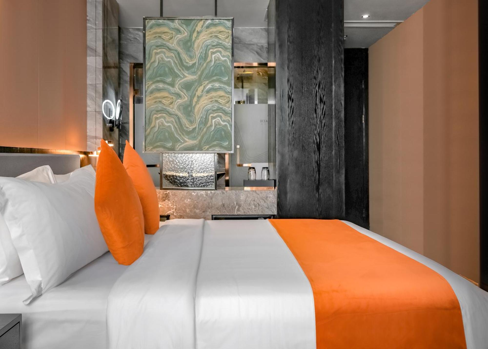 Ocean Hotel Phnom-Penh Buitenkant foto